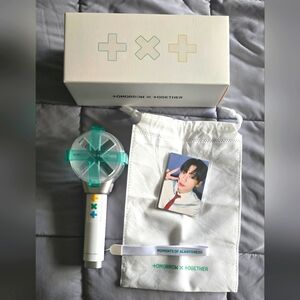 TomorrowXTogether Lightstick Version 1